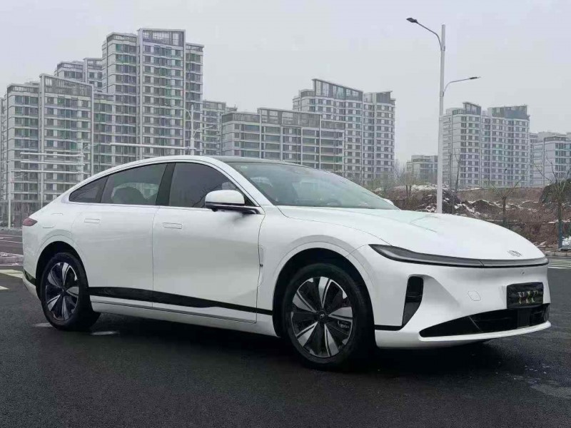 承德25年长安汽车启源3