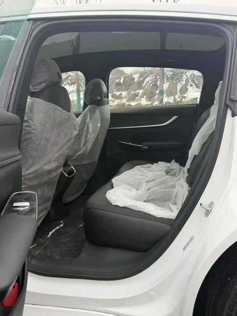 承德25年长安汽车启源6