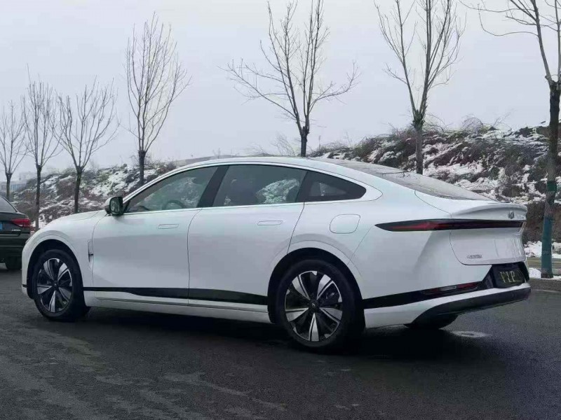 承德25年长安汽车启源7