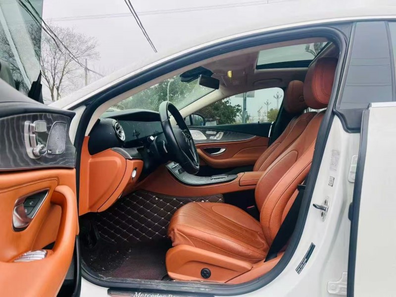 重庆22年奔驰CLS4