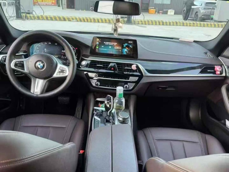 武汉20年宝马5系6