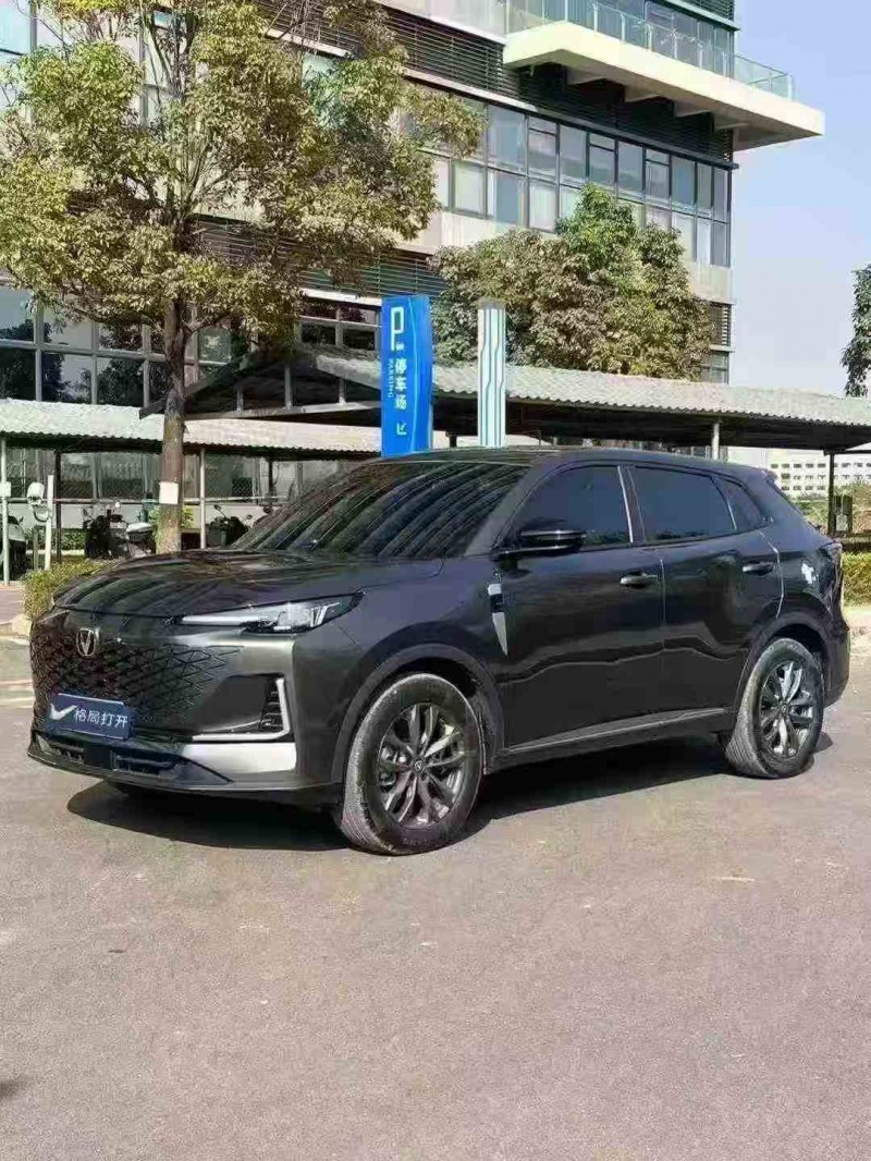 珠海25年长安汽车CS553