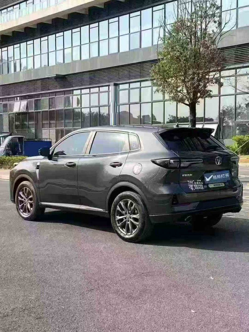 珠海25年长安汽车CS558