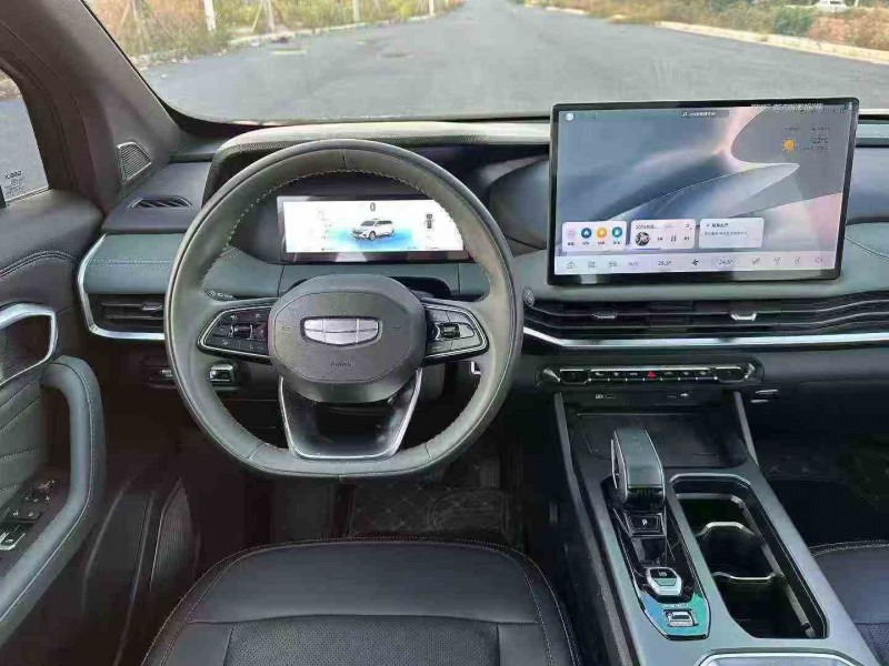 珠海24年吉利豪越3