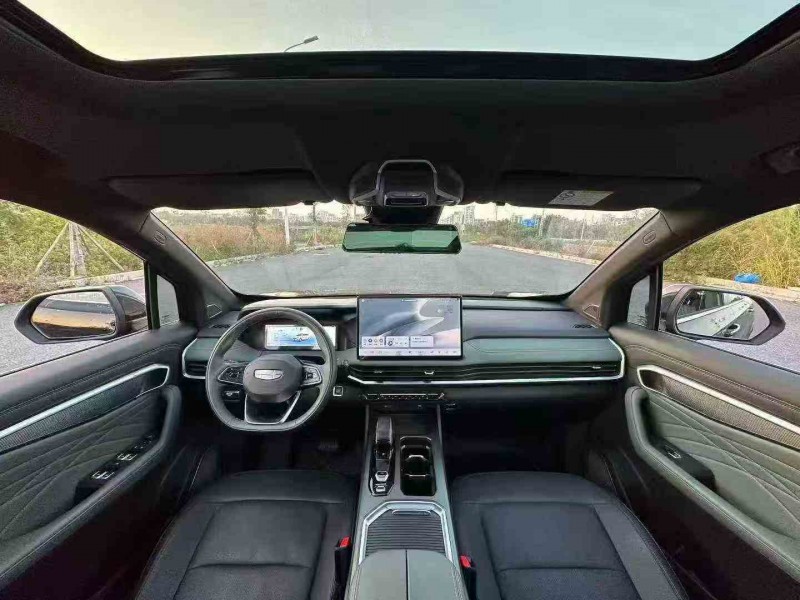 珠海24年吉利豪越5