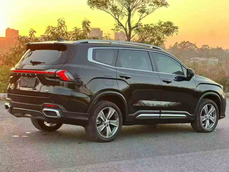 珠海24年吉利豪越8