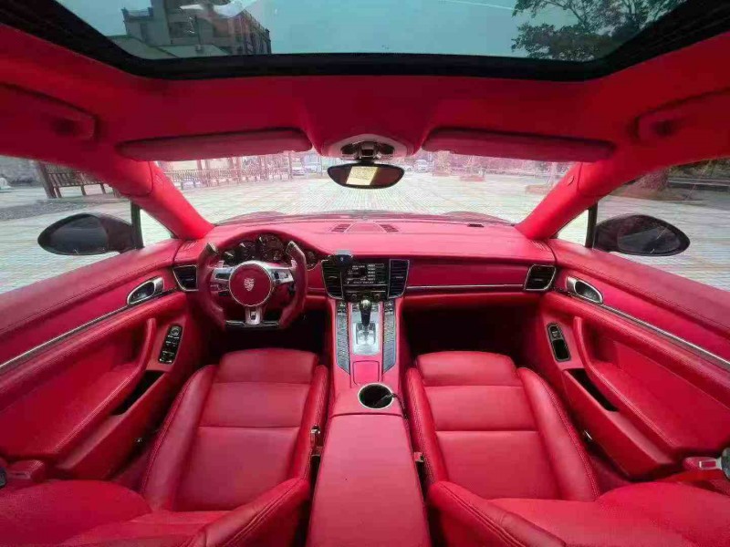 汕头14年保时捷帕拉梅拉6