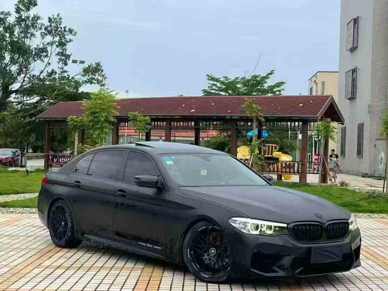 珠海18年宝马5系3