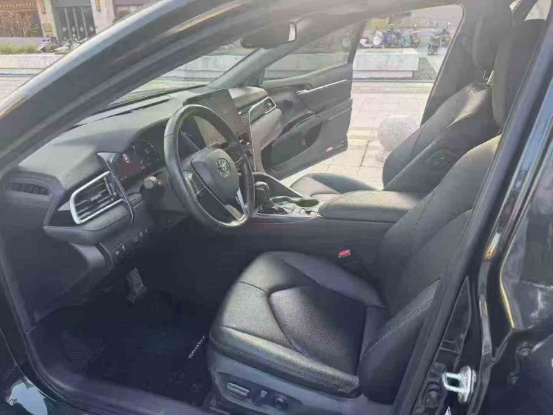 汕头22年丰田凯美瑞4