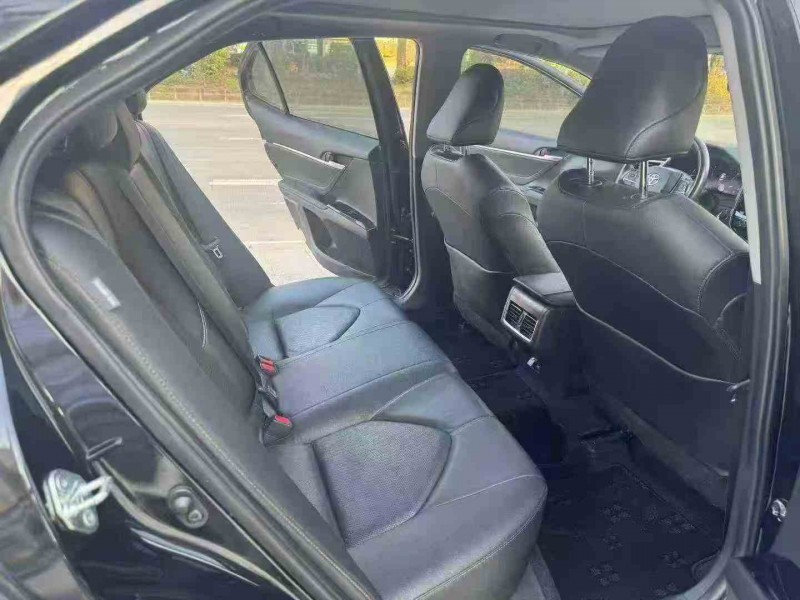 汕头22年丰田凯美瑞6