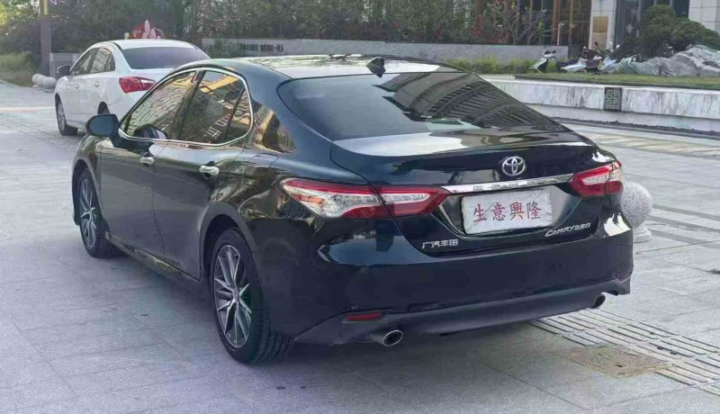 汕头22年丰田凯美瑞7