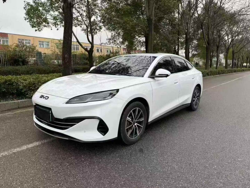 鹤壁25年比亚迪海豹3