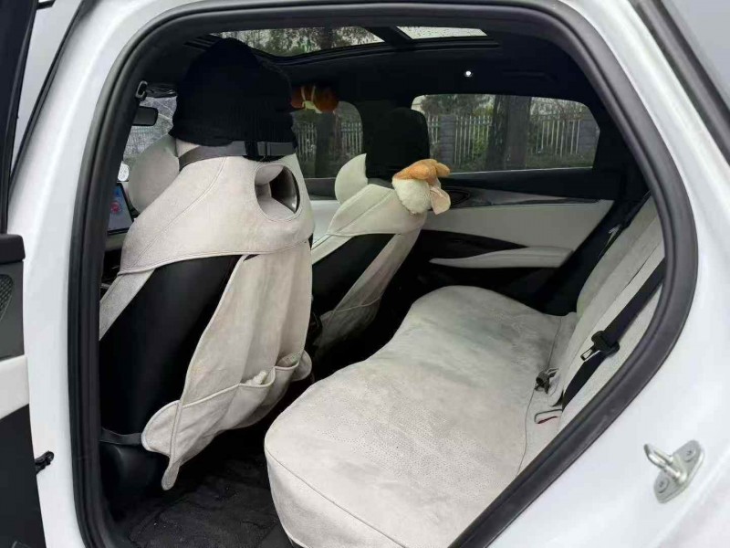 鹤壁25年比亚迪海豹5