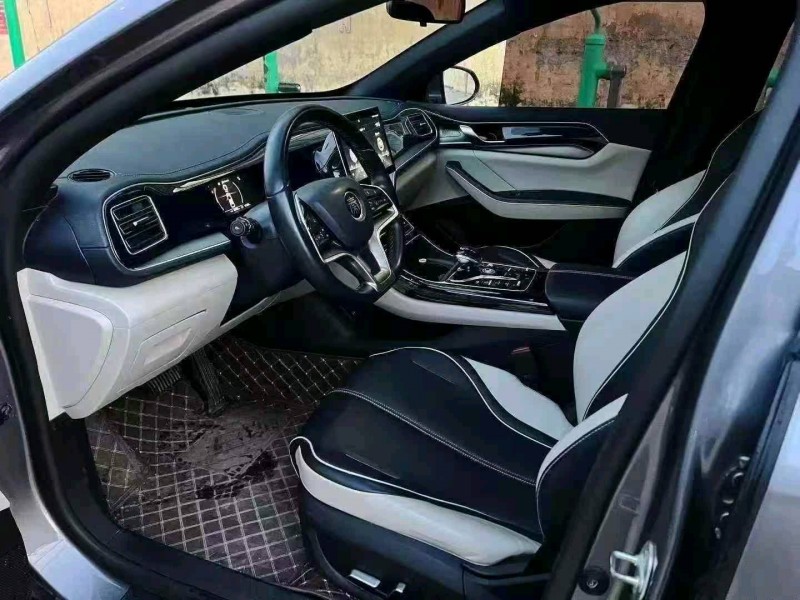 枣庄23年比亚迪秦4