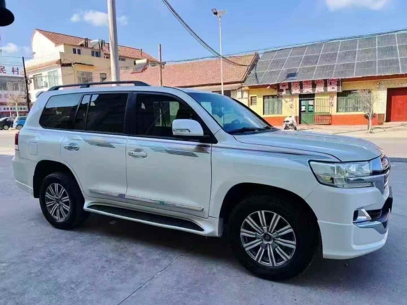 东营15年丰田兰德酷路泽3