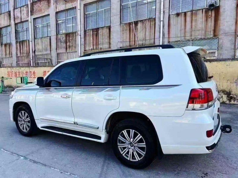 东营15年丰田兰德酷路泽7