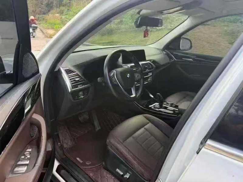 三明20年宝马X34