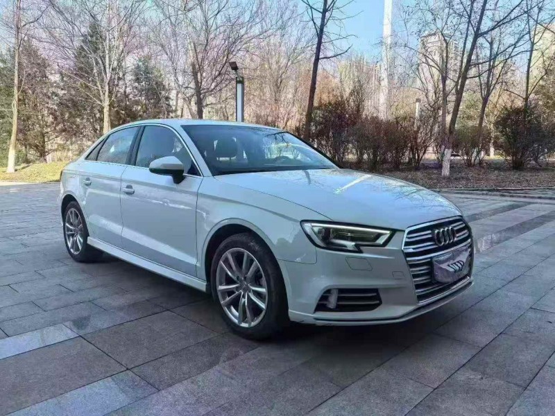 潍坊19年奥迪A33