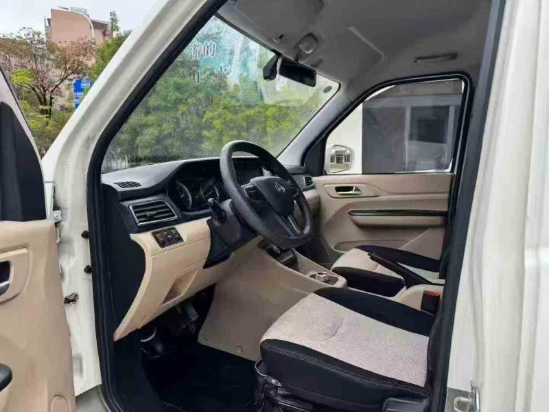 汕头24年长安汽车跨越星4