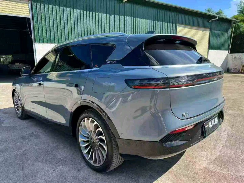 珠海22年岚图汽车FREE7