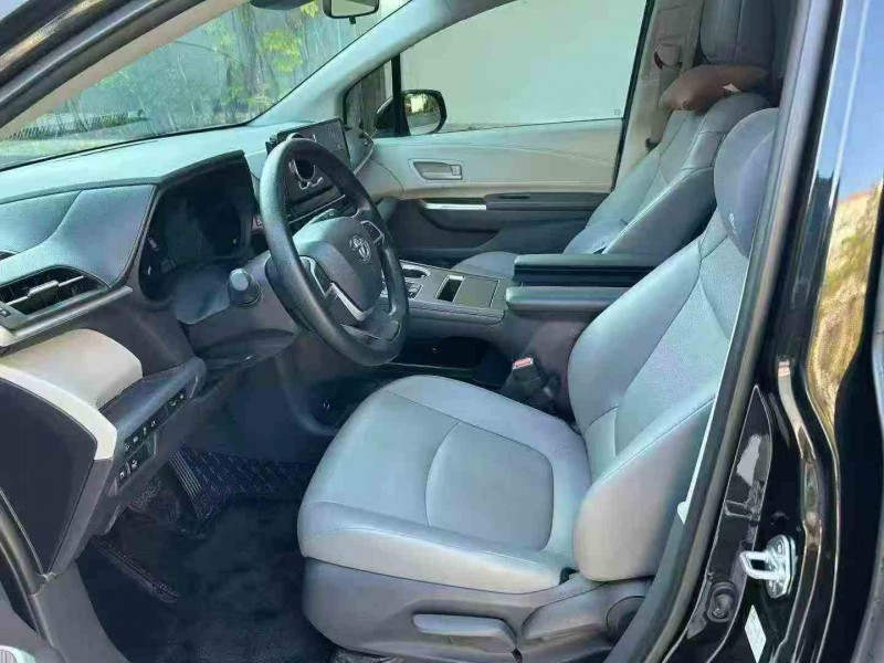 汕头24年丰田格瑞维亚4