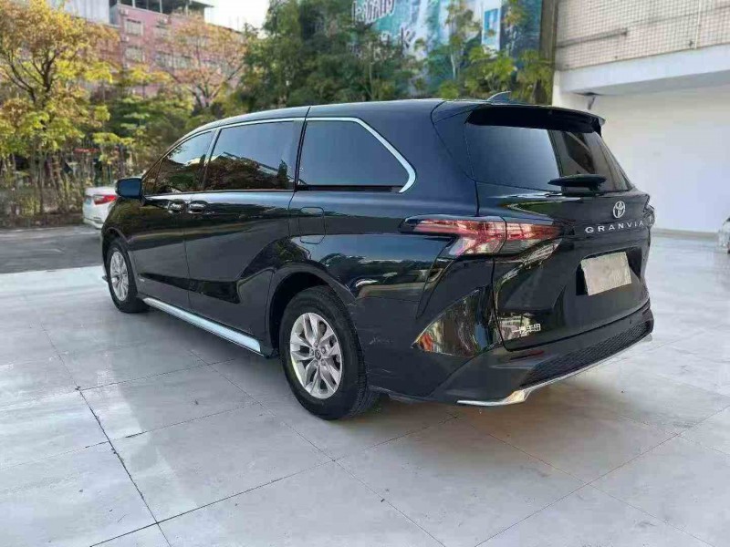 汕头24年丰田格瑞维亚7
