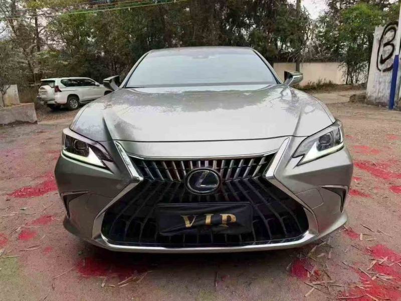 佛山22年雷克萨斯ES1