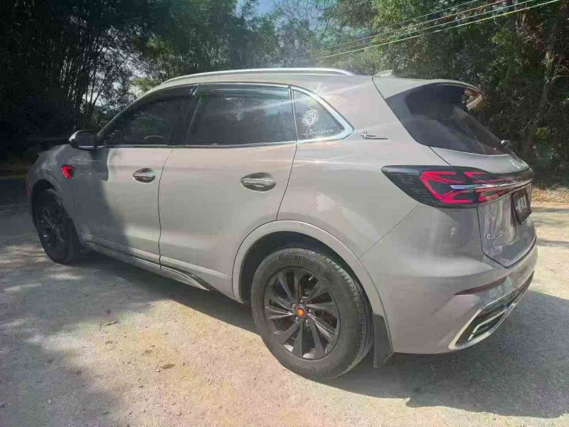 汕头23年红旗HS57