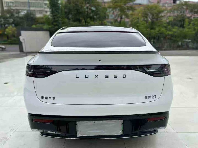 珠海25年奇瑞智界9