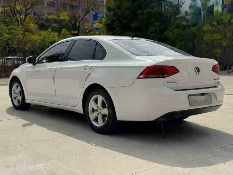 汕头17年大众凌渡7