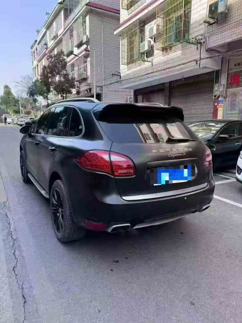 衡阳14年保时捷卡宴8