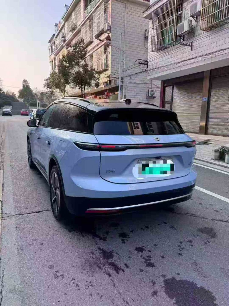 常德24年蔚来ES68