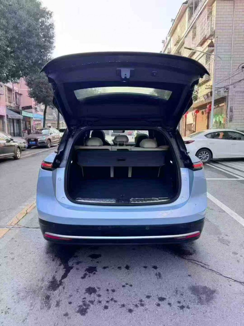 常德24年蔚来ES69