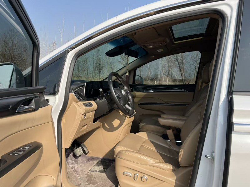 盐城21年别克GL84