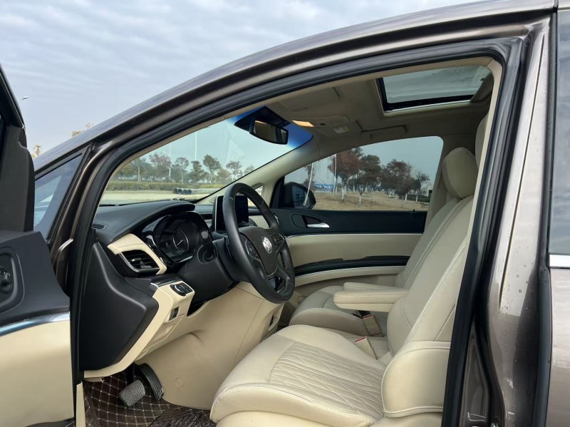 盐城23年别克GL84