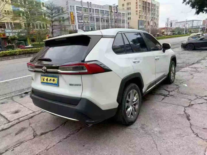 珠海23年丰田威兰达6