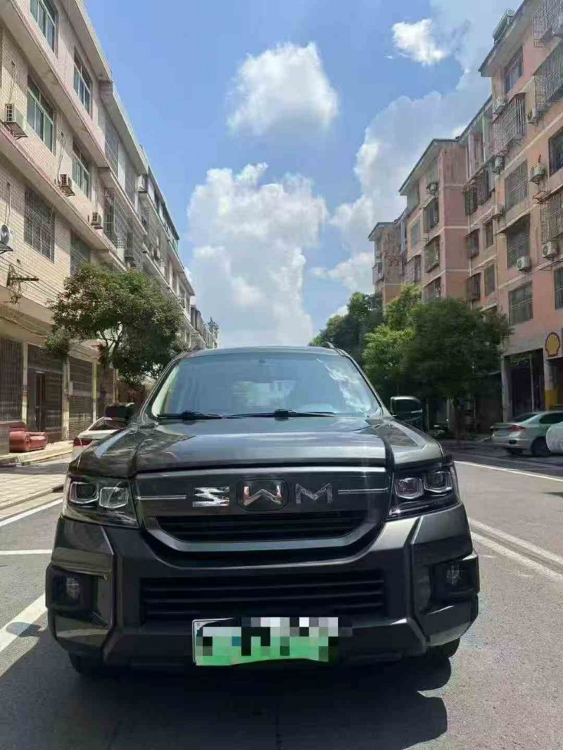 张家界24年SWM斯威汽车大虎1