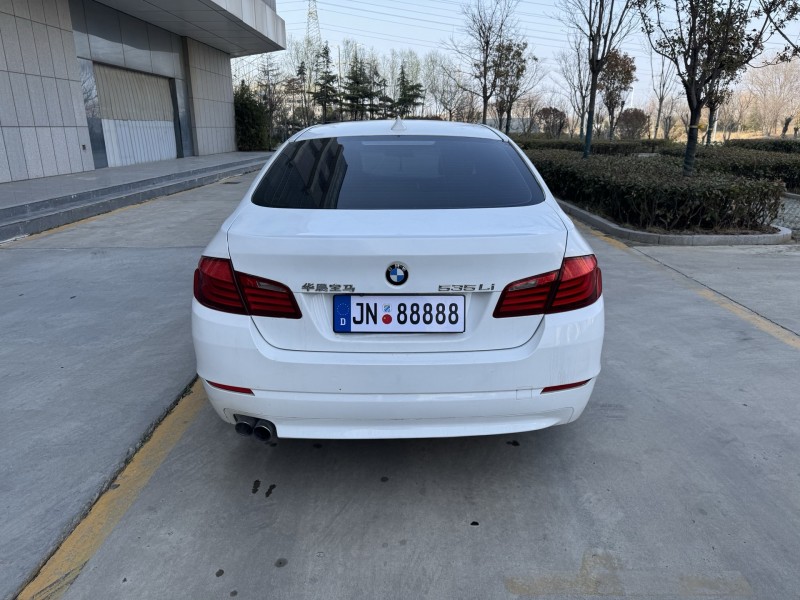 济宁12年宝马5系9