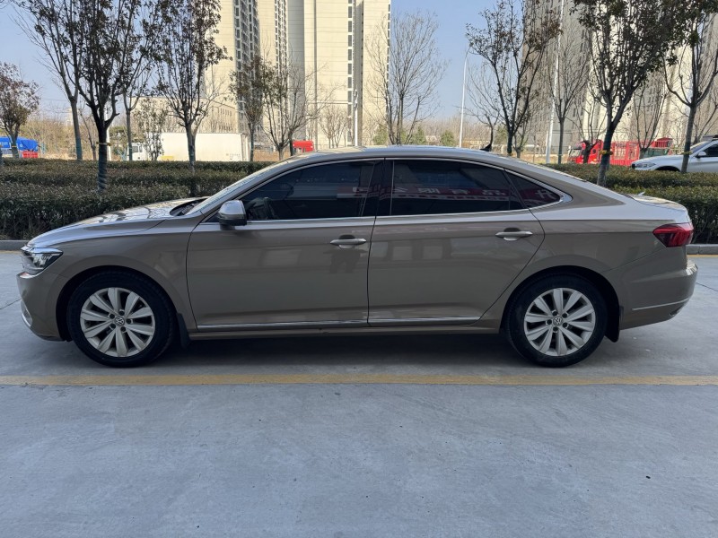 济宁19年大众帕萨特7