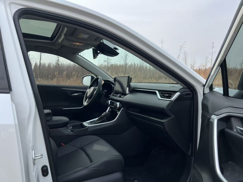 盐城22年丰田汉兰达6