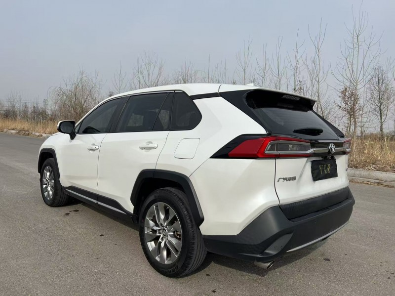 盐城22年丰田汉兰达9