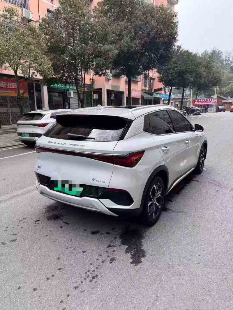 张家界23年比亚迪元7