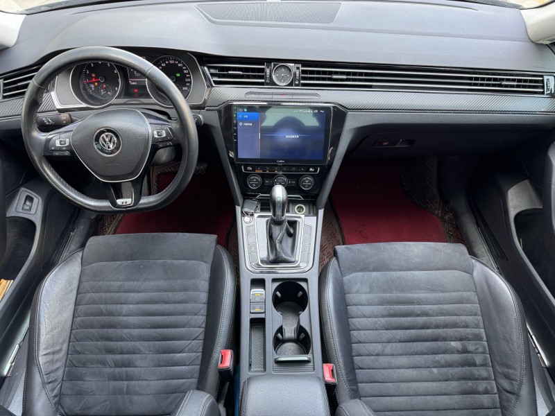 济宁18年大众迈腾4