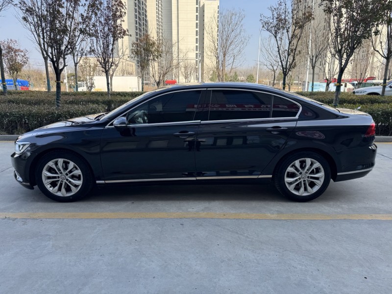 济宁18年大众迈腾7