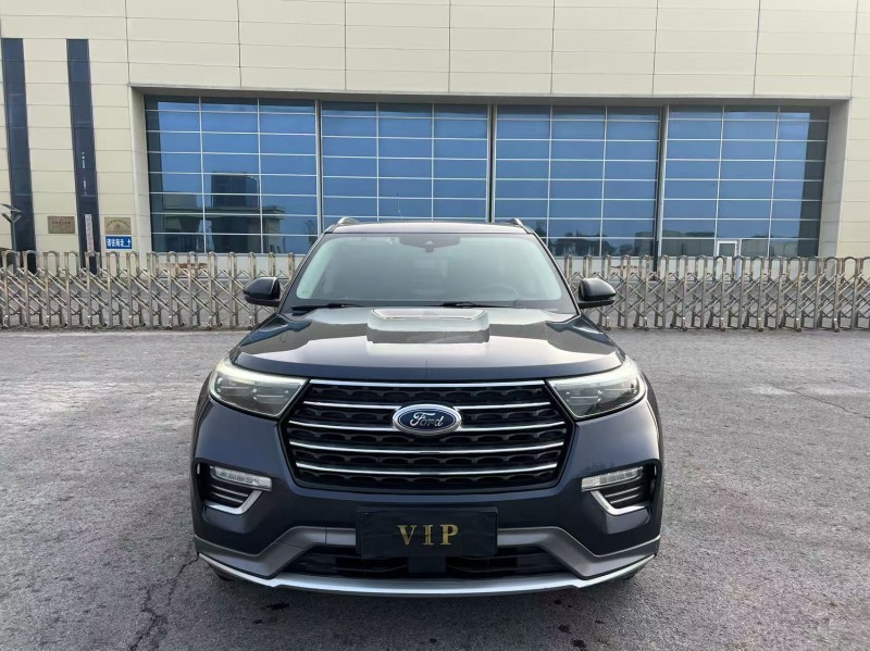 盐城20年福特探险者1