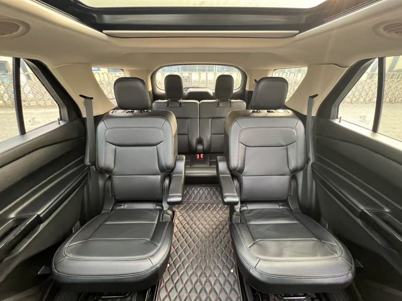 盐城20年福特探险者5