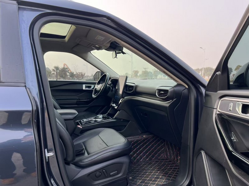 盐城20年福特探险者7