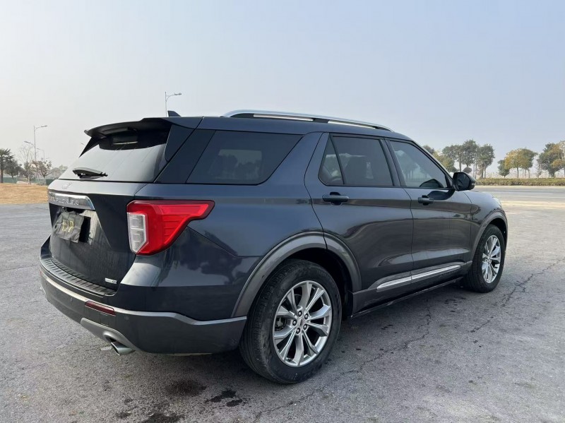 盐城20年福特探险者9