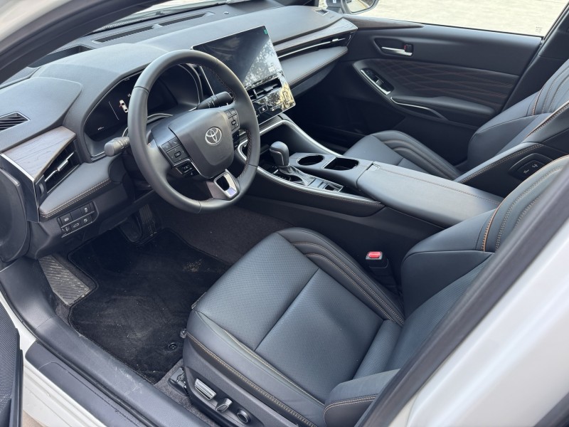 济宁25年丰田亚洲龙6