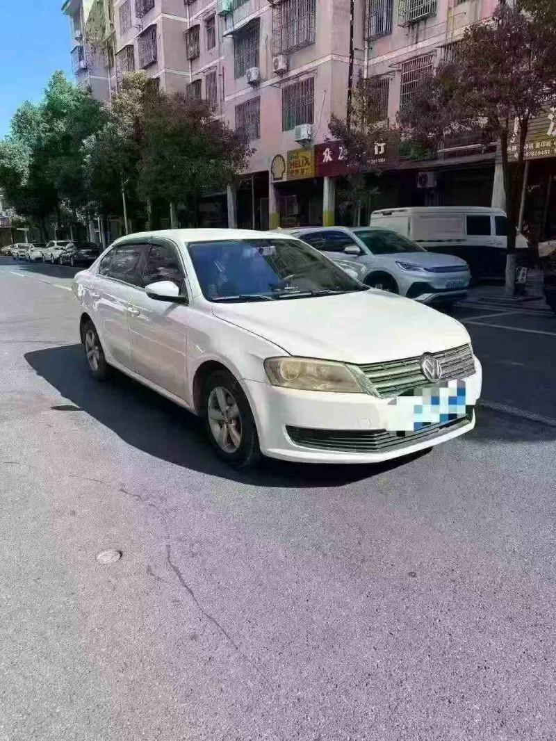 衡阳17年大众凌渡2